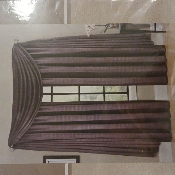 Zenith one scarf valance for window - Picture 4 of 6